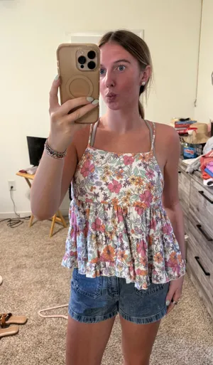 Boutique Floral Top thumbnail 1