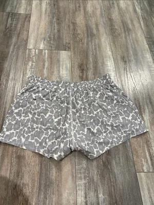 VUORI Women's Dash Mid Rise Leopard Print Running Shorts, Opal Spots (Gray) XL thumbnail 11