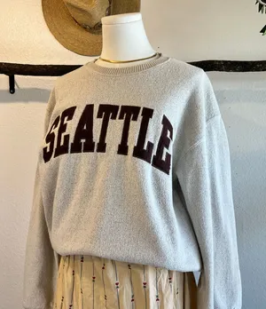 Seattle Washington Comfy Oversized Crewneck Sweatshirt Size Medium Unisex thumbnail 1