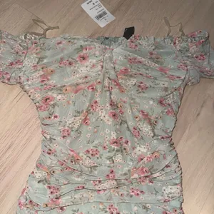floral dress thumbnail 5