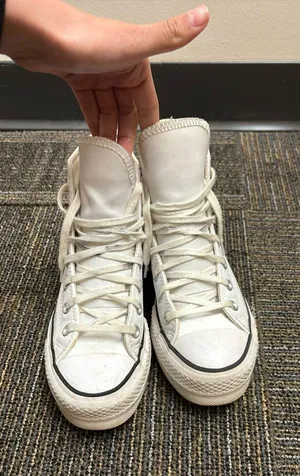 Converse White Hightop thumbnail 3