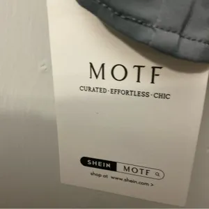 SHEIN MOTF Gray Sleeveless Blouse M NEW Corporate Siren Business Casual Classic thumbnail 6