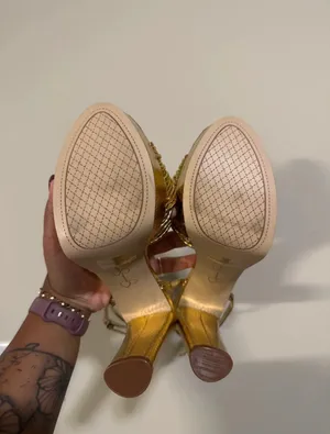 Jessica Simpson Heels thumbnail 4