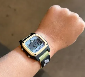 Shark Watch Freestyle thumbnail 3
