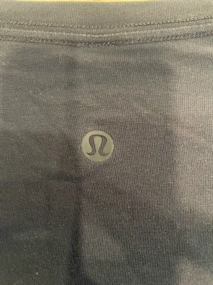 Lululemon Short Sleeve Shirt Navy thumbnail 7