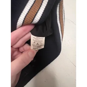 Hem & Thread‎ Womens Plaid Floral Embroidered Varsity Bomber Jacket Grey Navy L thumbnail 4