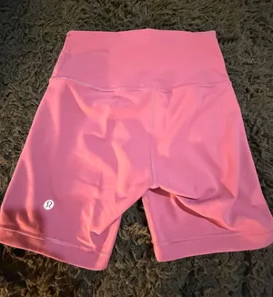 Lululemon Shorts thumbnail 1