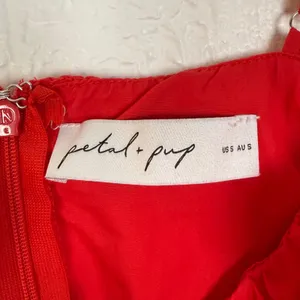 Petal & Pup Camilla Shirred Maxi Sundress Sweetheart Neckline Red Size Small thumbnail 6