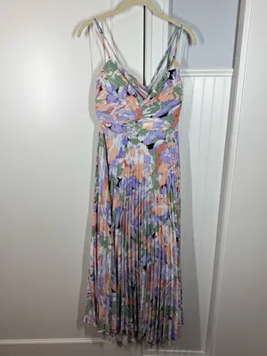 Astr the Label Blythe Pleated Spaghetti-Strap Maxi Dress in Lavender Peach Large thumbnail 2