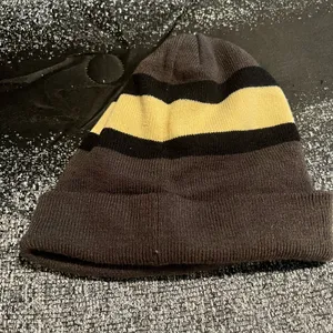 Team Apparel OSFA New Orleans Saints Beanie thumbnail 2