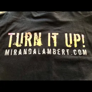 Miranda Lambert T thumbnail 4