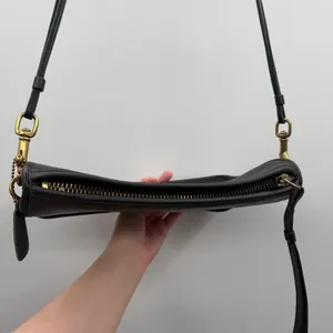 Vintage Coach Bonnie Cashin Era‎ Convertible Black Crossbody Wristlet Bag thumbnail 8