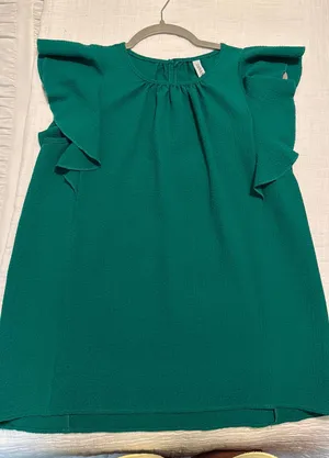 Zenana Top size small  thumbnail 1