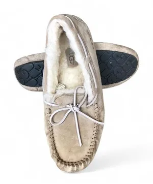 UGG Dakota Amberlight Suede Moccasins Slippers 5612 Women’s Size 10 thumbnail 1