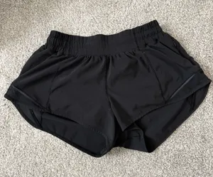 Lululemon Hot Shorts 2.5" Hot Low-Rise Lined thumbnail 1