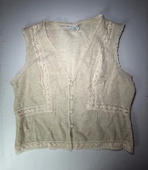 ASOS Cream Lace-Trim Sleeveless Button-Down Top thumbnail 1