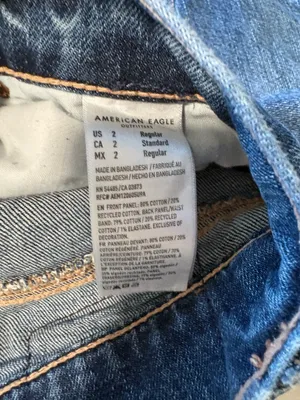 American Eagle Strigid Low-Rise Ex-Boyfriend Jean thumbnail 7