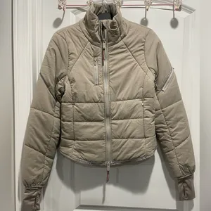 Free People FP Movement Gathering Storm Run Beige Puffer Jacket Size XS thumbnail 5