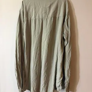 bercrombie & Fitch khaki button up shirt Size xs‎ thumbnail 4