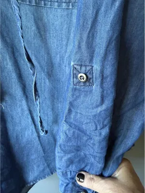 NWT’s Bandolino XL Denim Shirt with Lace-Up Front thumbnail 8
