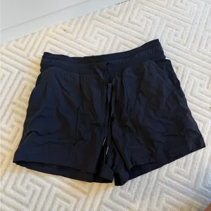 Lululemon dance studio high rise shorts 3.5” thumbnail 2