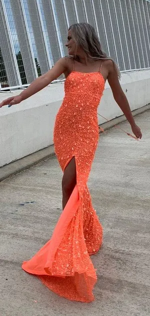 Sherri Hill Prom Dress thumbnail 1