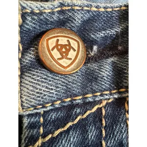 Ariat‎ M4 Relaxed Boot Cut Denim Shorts Medium Wash Distressed Raw Hem 32/34 thumbnail 4