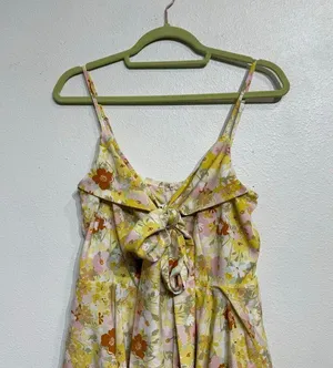 Storia Yellow Floral Tiered Romper Sz M thumbnail 3