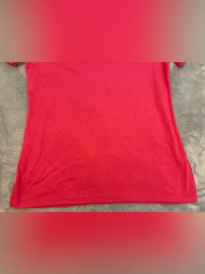 Women’s Size Medium Pink T-Shirt with a Pleated Hem on Shoulder Sleeve thumbnail 7