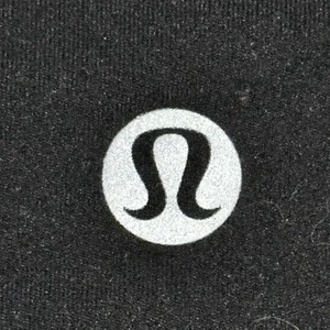 Lululemon sz 6/8 cropped Women's Top thumbnail 3