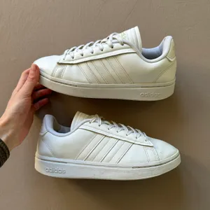 Adidas Grand Court 2.0 Sneaker thumbnail 3