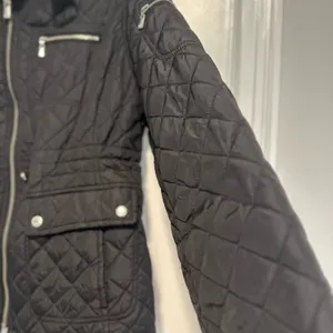 Michael Kors Petite Large Black Quilted Moto Jacket. Double Zip. Cinched Waist thumbnail 10