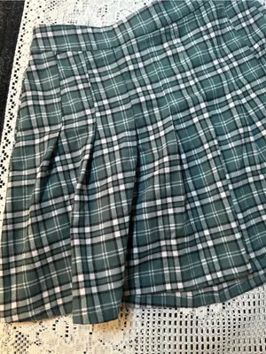 Hollister Green Plaid Pleated Skirt thumbnail 2