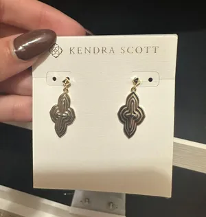 Gold Earrings thumbnail 2