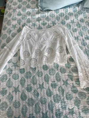 White Lace Long Sleeve Cropped thumbnail 2