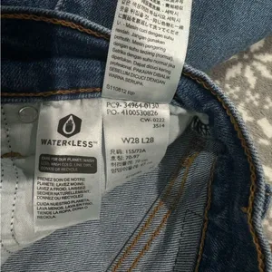 Levi's Wedgie Straight Button Fly‎ In Blue Size 28 thumbnail 5
