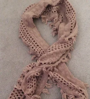Scarf thumbnail 1