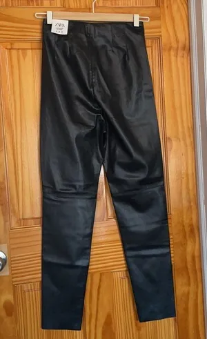 Zara HIGH-WAISTED FAUX LEATHER LEGGINGS M thumbnail 4