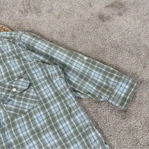 Carhartt Women’s Roll Tab 3/4 Sleeve Button Up Shirt Top Plain in Green XL thumbnail 5