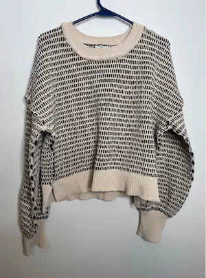 Newin Knit Sweater Womens Large Cream Black Excellent Cropped Balloon Sleeve thumbnail 1