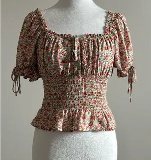 Suite Floral Ruffled Crop Top Size XS thumbnail 2