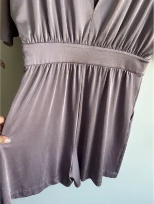 Halston Heritage Mauve Open Back Batwing Sleeve Romper Size 10 thumbnail 10