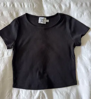 Princess Polly Top Black thumbnail 1