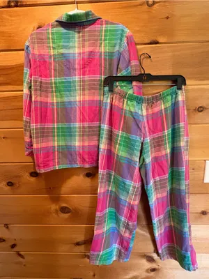 Victoria's Secret Pink, Green & Purple Plaid Flannel Pajama Set size Small thumbnail 4