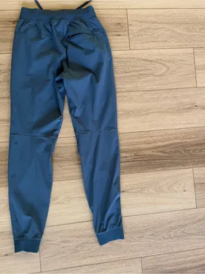 lululemon athletica grey Jogger Pants Size XS thumbnail 3