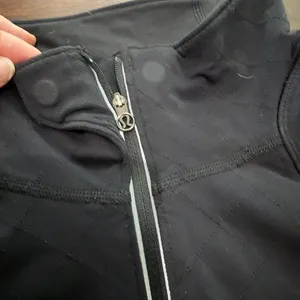 LULULEMON Black Quilted Detail Quarter Zip Running Athletic Jacket Size 8 thumbnail 5