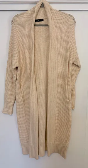 Cardigan Size M thumbnail 1