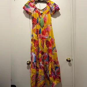 NWT FARM RIO Neon Macaws Maxi Dress Small thumbnail 2