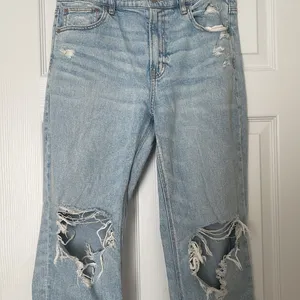 American Eagle super hi rise ankle straight jean thumbnail 2