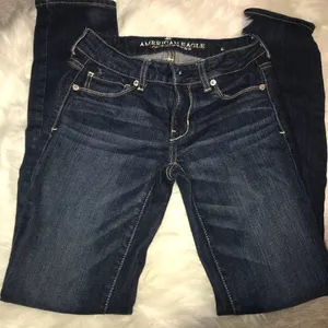 American Eagle ✨HP✨ DENIM SKINNY JEAN✨ thumbnail 4